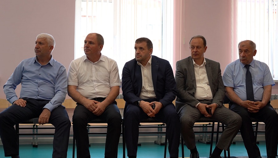 В День защиты детей новый детский сад «Родничок» на 200 мест распахнул свои двери в Хасавюрте
